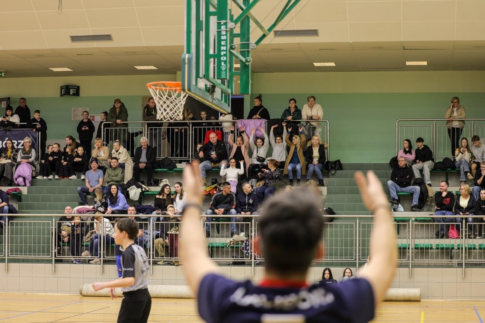 Zdjęcie w galerii na portalu naszraciborz.pl: 33. finał Wielkiej Orkiestry Świątecznej Pomocy za nami. Zobaczmy, jak wyglądał w Raciborzu wiadomości z regionu