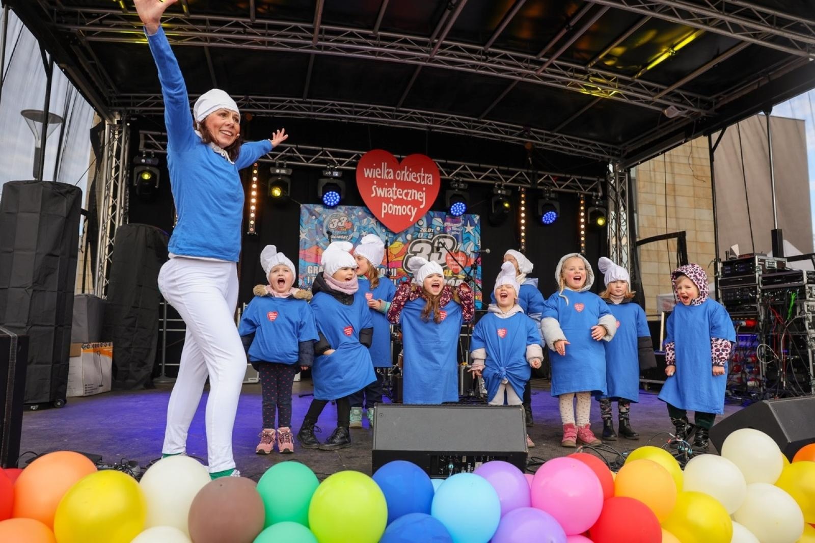 Zdjęcie w galerii na portalu naszraciborz.pl: 33. finał Wielkiej Orkiestry Świątecznej Pomocy za nami. Zobaczmy, jak wyglądał w Raciborzu wiadomości z regionu