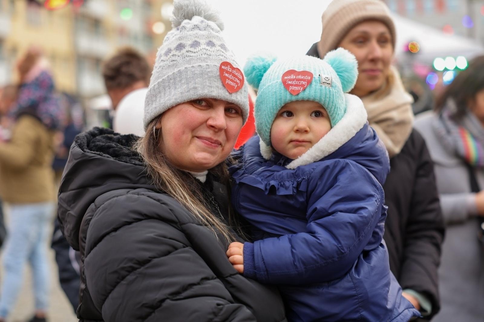 Zdjęcie w galerii na portalu naszraciborz.pl: 33. finał Wielkiej Orkiestry Świątecznej Pomocy za nami. Zobaczmy, jak wyglądał w Raciborzu wiadomości z regionu