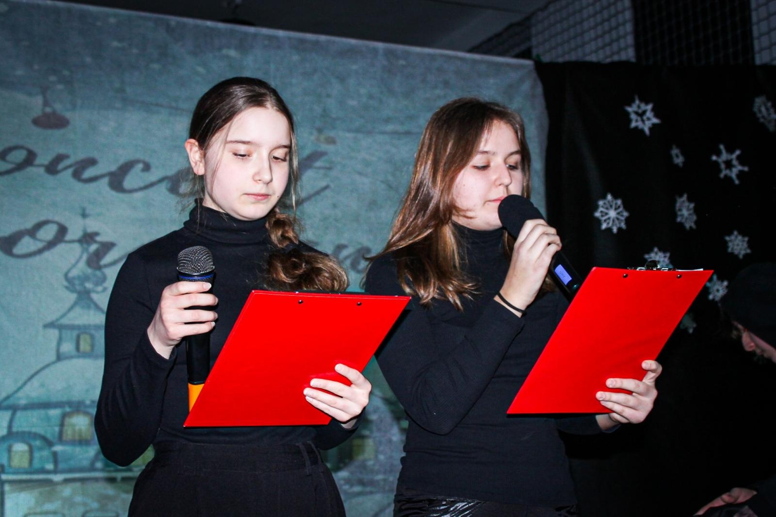 Zdjęcie w galerii na portalu naszraciborz.pl: Szkoła na Płoni ma już 80 lat. Koncert urodzinowy wiadomości z regionu