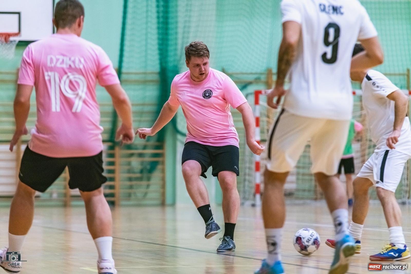 Zdjęcie w galerii na portalu naszraciborz.pl: Sobota w HLPN. Piłka lądowała w siatce prawie trzydzieści razy [FOTO] wiadomości z regionu