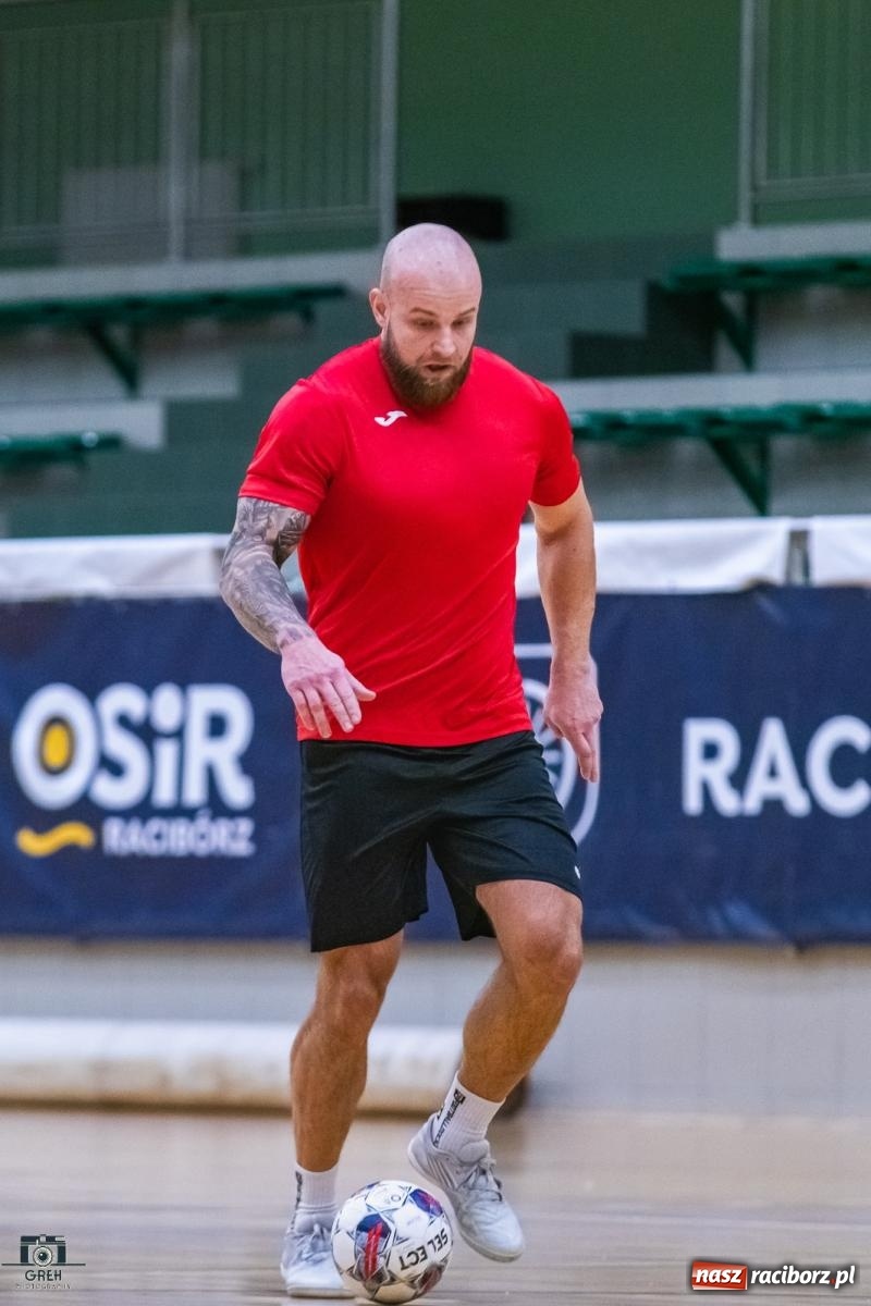 Zdjęcie w galerii na portalu naszraciborz.pl: Sobota w HLPN. Piłka lądowała w siatce prawie trzydzieści razy [FOTO] wiadomości z regionu