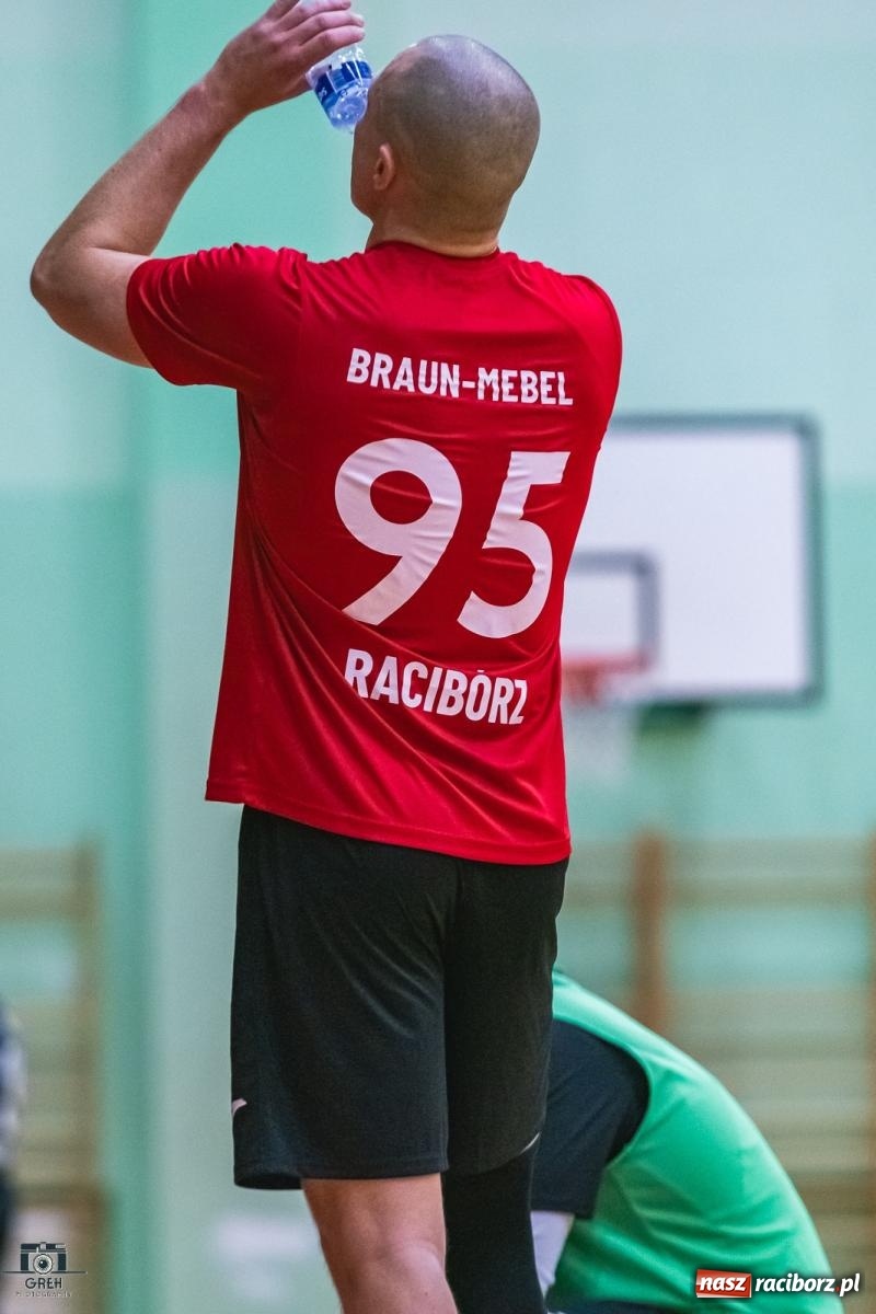 Zdjęcie w galerii na portalu naszraciborz.pl: Sobota w HLPN. Piłka lądowała w siatce prawie trzydzieści razy [FOTO] wiadomości z regionu