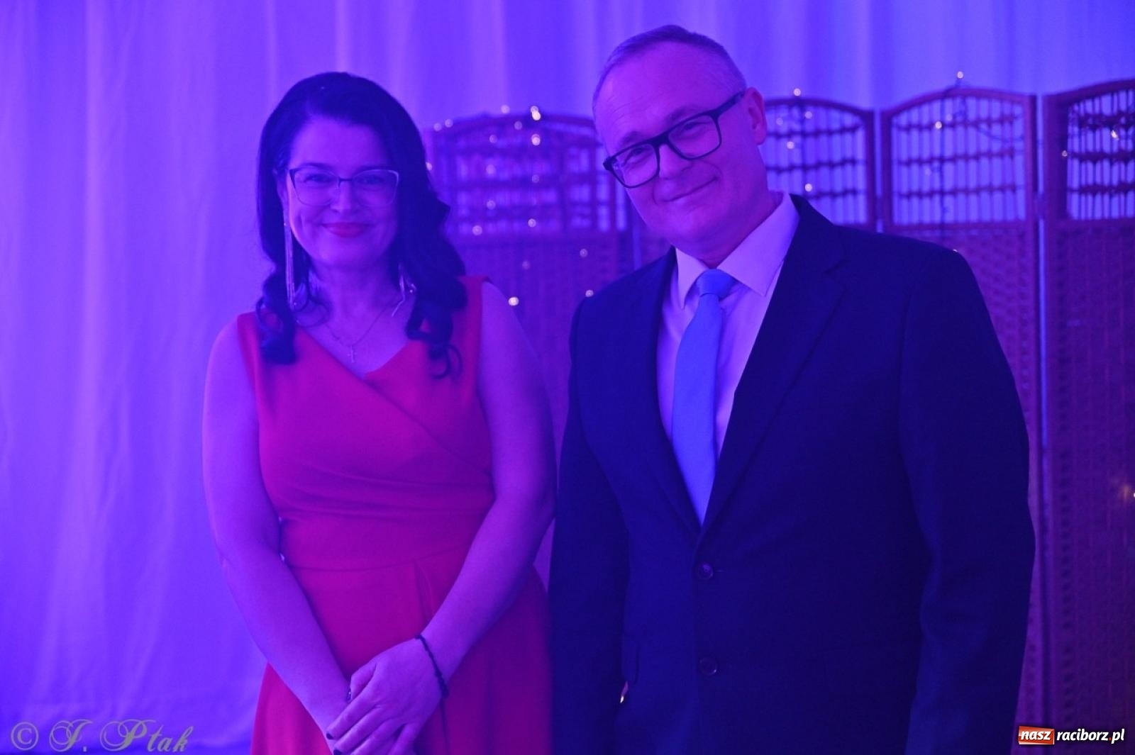 Zdjęcie w galerii na portalu naszraciborz.pl: Gala Przedsiębiorczości w Pietrowicach Wielkich. Statuetki dla lokalnych liderów biznesu wiadomości z regionu