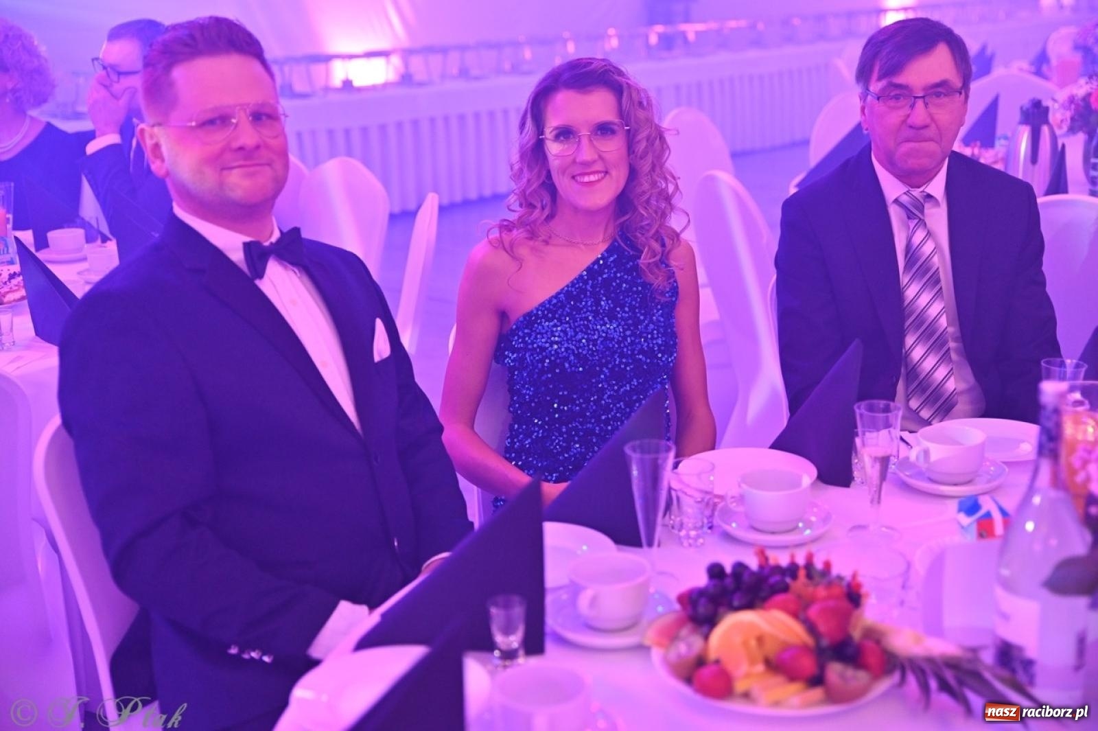 Zdjęcie w galerii na portalu naszraciborz.pl: Gala Przedsiębiorczości w Pietrowicach Wielkich. Statuetki dla lokalnych liderów biznesu wiadomości z regionu