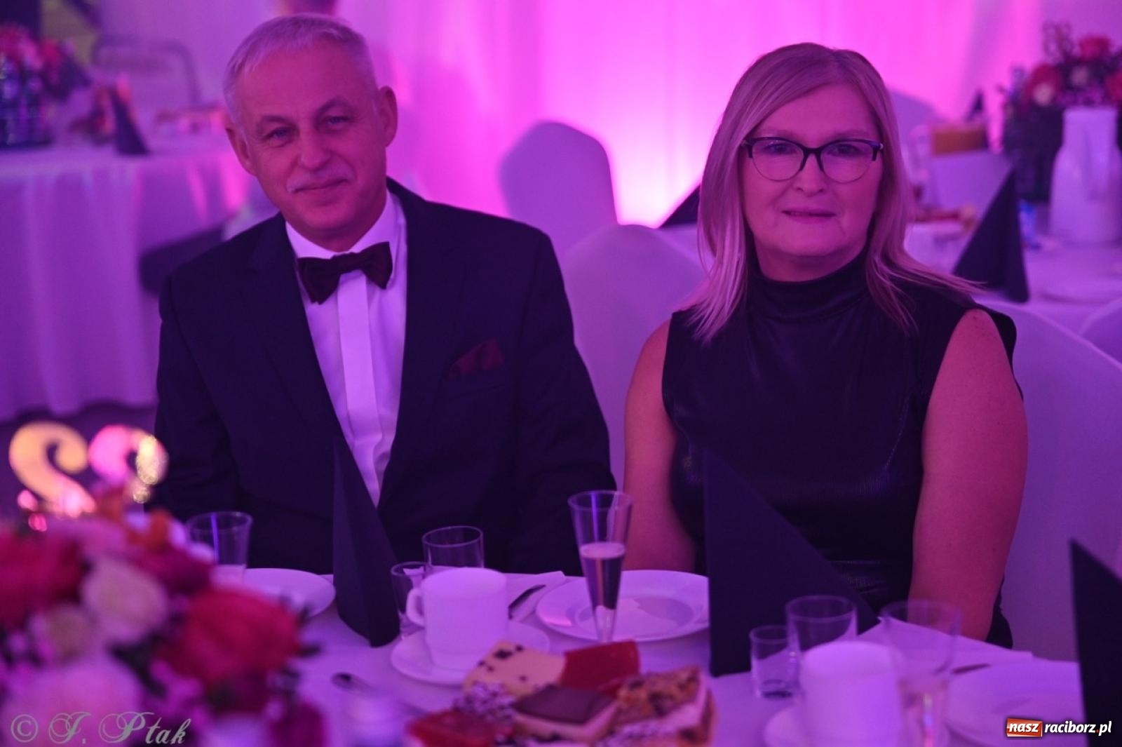 Zdjęcie w galerii na portalu naszraciborz.pl: Gala Przedsiębiorczości w Pietrowicach Wielkich. Statuetki dla lokalnych liderów biznesu wiadomości z regionu