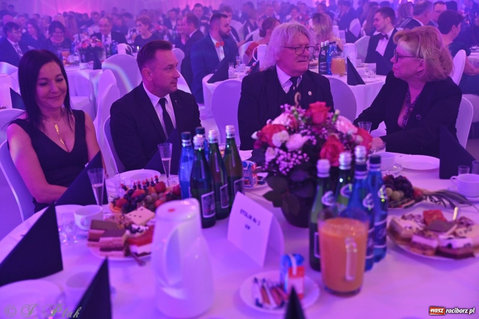 Zdjęcie w galerii na portalu naszraciborz.pl: Gala Przedsiębiorczości w Pietrowicach Wielkich. Statuetki dla lokalnych liderów biznesu wiadomości z regionu