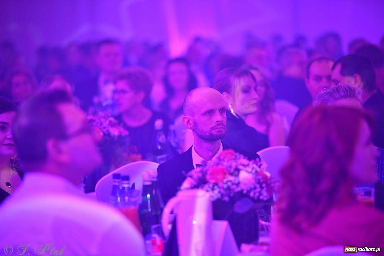 Zdjęcie w galerii na portalu naszraciborz.pl: Gala Przedsiębiorczości w Pietrowicach Wielkich. Statuetki dla lokalnych liderów biznesu wiadomości z regionu