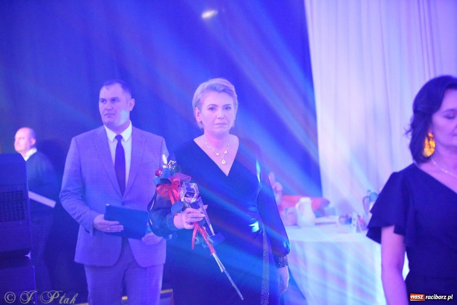 Zdjęcie w galerii na portalu naszraciborz.pl: Gala Przedsiębiorczości w Pietrowicach Wielkich. Statuetki dla lokalnych liderów biznesu wiadomości z regionu