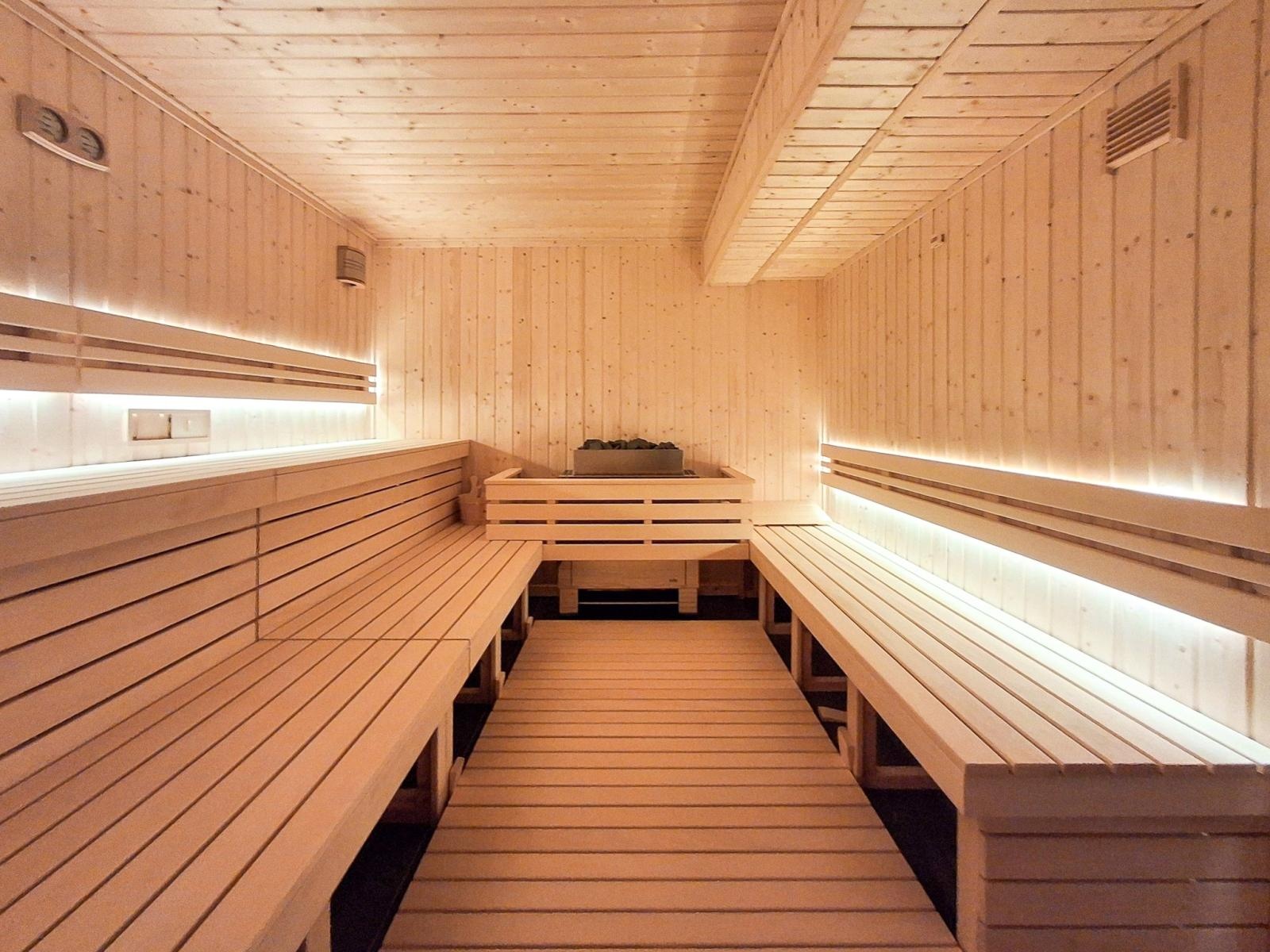 Zdjęcie w galerii na portalu naszraciborz.pl: W PCS na Klasztornej otwarto saunarium wiadomości z regionu