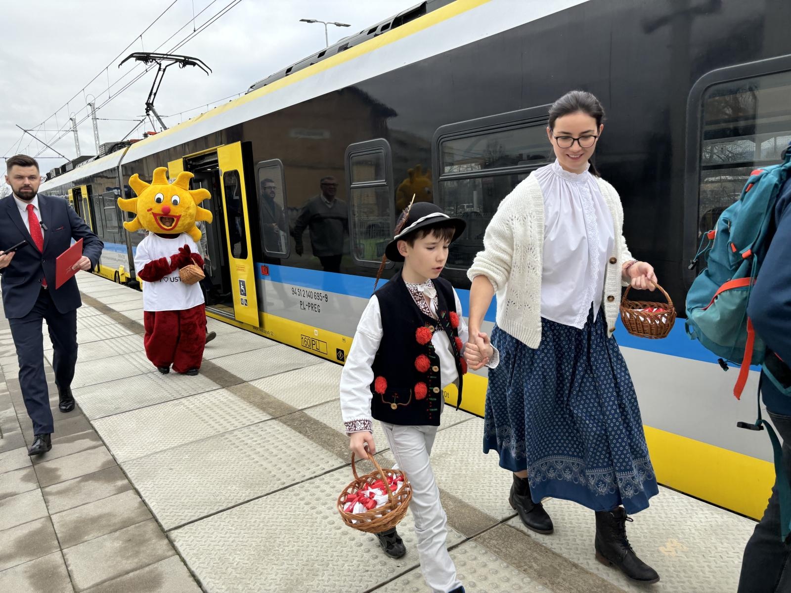 Zdjęcie w galerii na portalu naszraciborz.pl: Powiat raciborski zyskał połączenie z Wisłą. Ruszyła Malinka wiadomości z regionu
