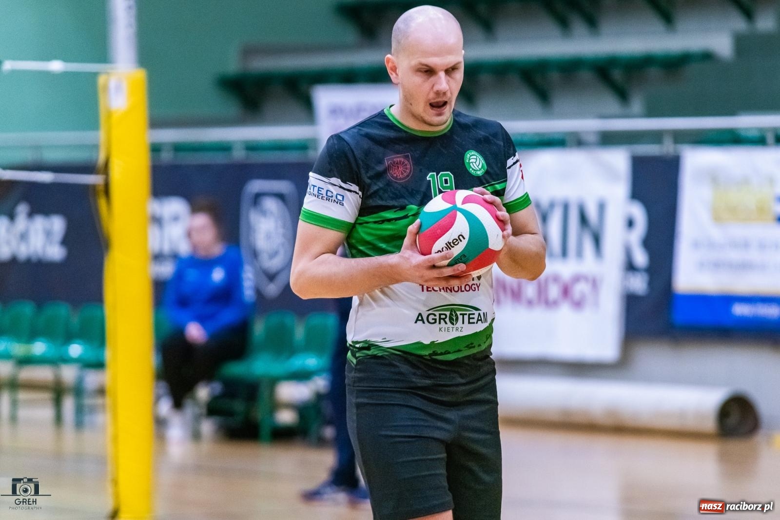 Zdjęcie w galerii na portalu naszraciborz.pl: Outsider pokonany, komplet punktów zapisany [FOTO] wiadomości z regionu