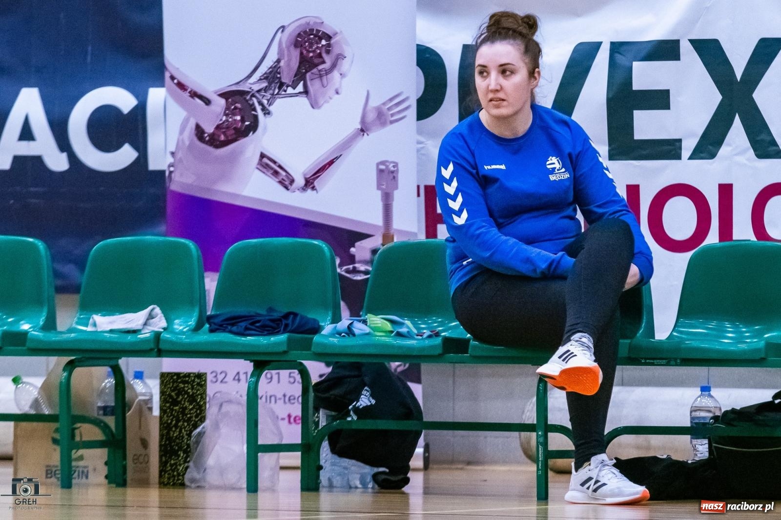 Zdjęcie w galerii na portalu naszraciborz.pl: Outsider pokonany, komplet punktów zapisany [FOTO] wiadomości z regionu