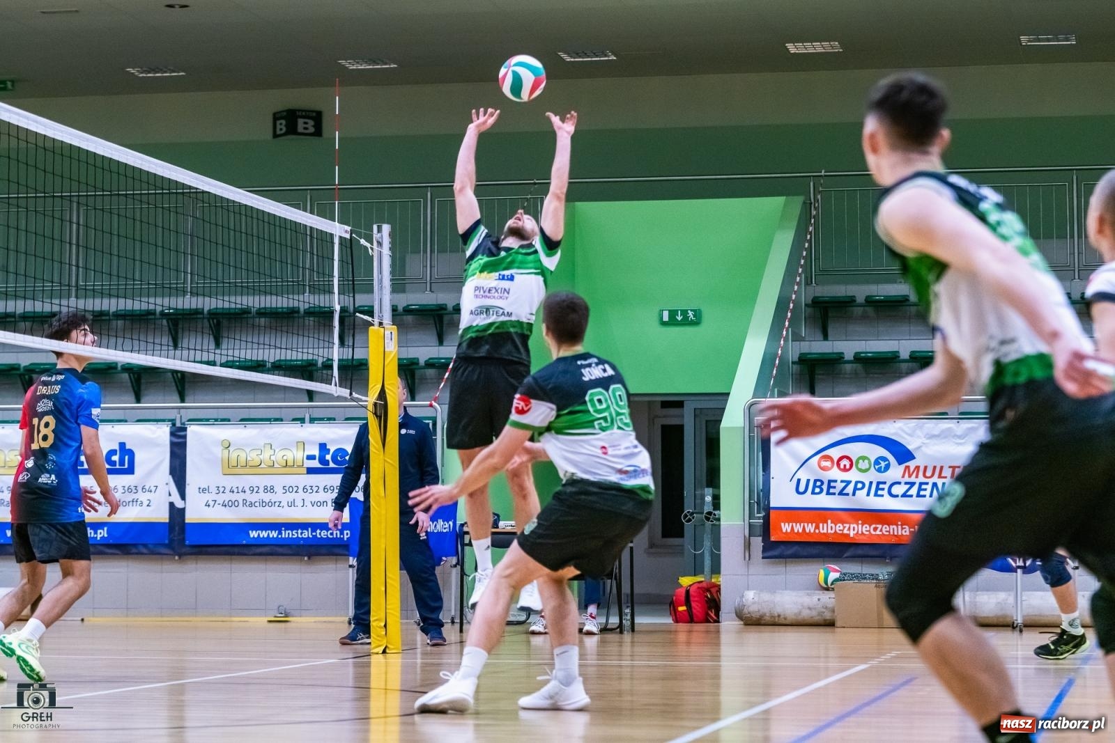 Zdjęcie w galerii na portalu naszraciborz.pl: Outsider pokonany, komplet punktów zapisany [FOTO] wiadomości z regionu