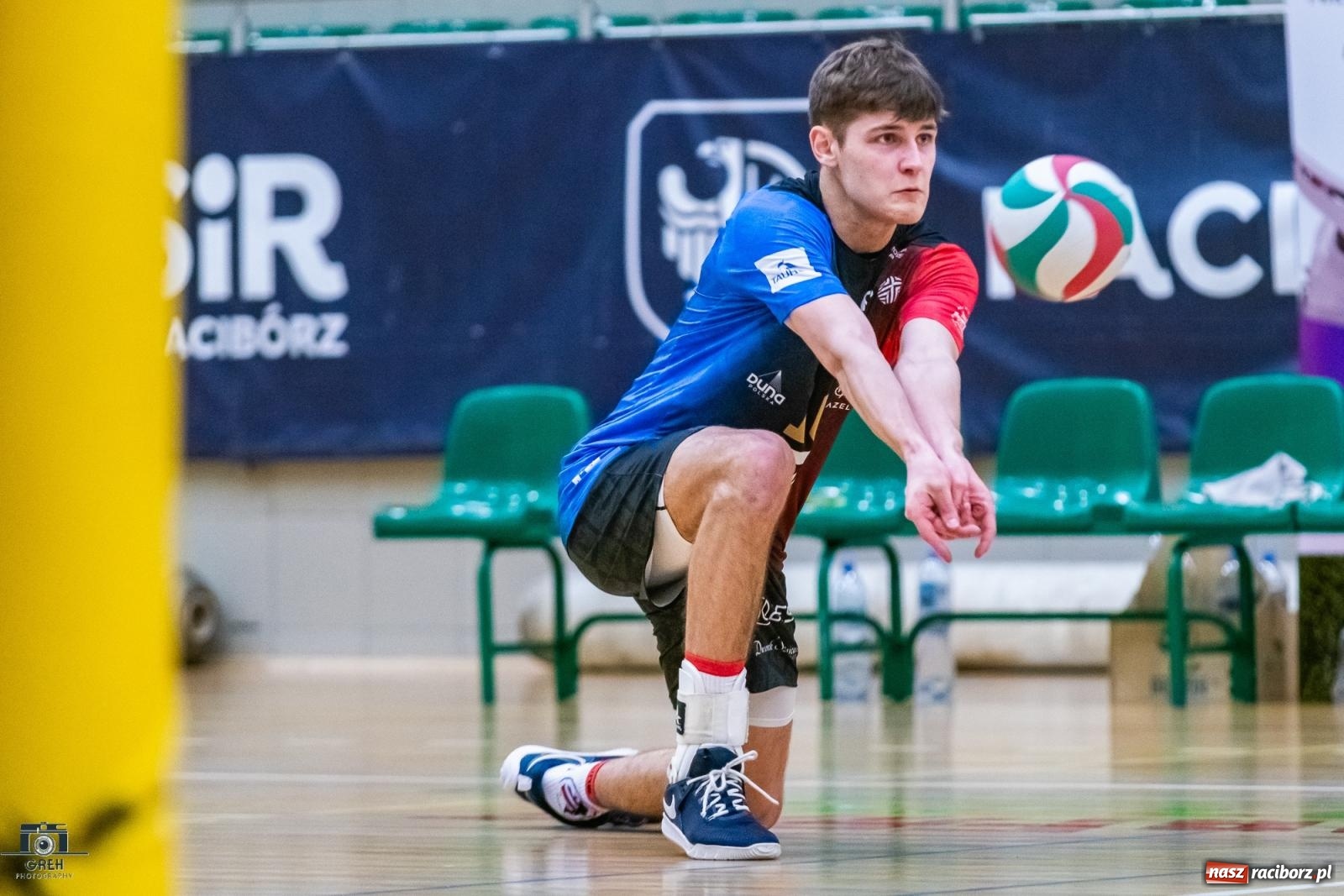 Zdjęcie w galerii na portalu naszraciborz.pl: Outsider pokonany, komplet punktów zapisany [FOTO] wiadomości z regionu