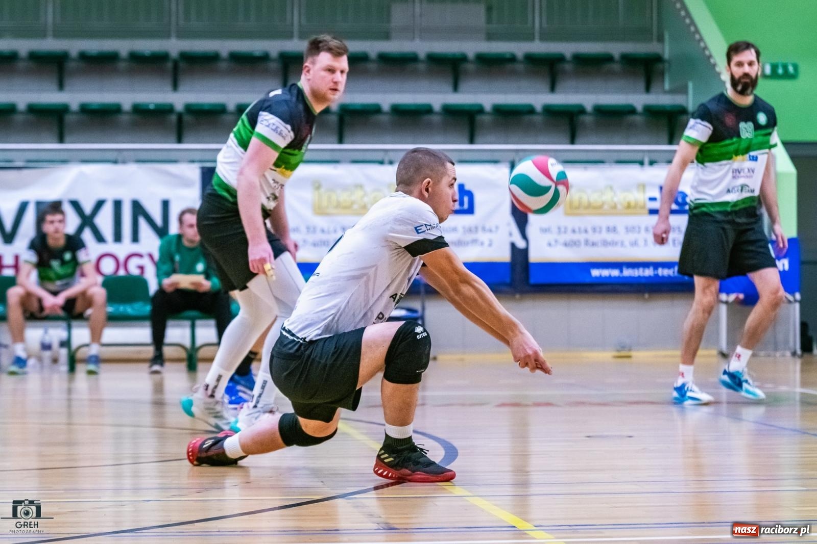 Zdjęcie w galerii na portalu naszraciborz.pl: Outsider pokonany, komplet punktów zapisany [FOTO] wiadomości z regionu
