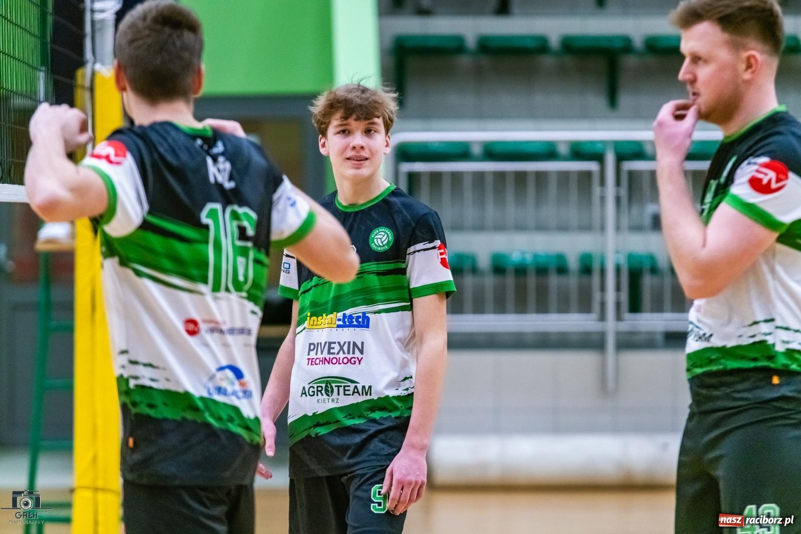 Zdjęcie w galerii na portalu naszraciborz.pl: Outsider pokonany, komplet punktów zapisany [FOTO] wiadomości z regionu