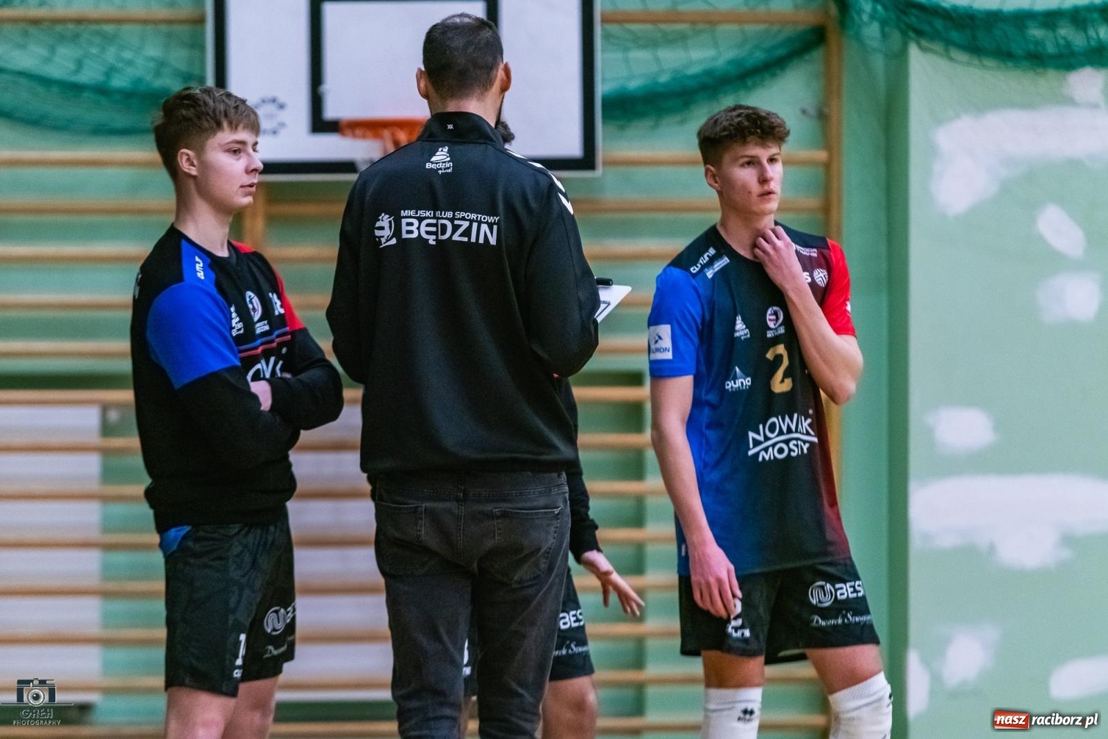 Zdjęcie w galerii na portalu naszraciborz.pl: Outsider pokonany, komplet punktów zapisany [FOTO] wiadomości z regionu