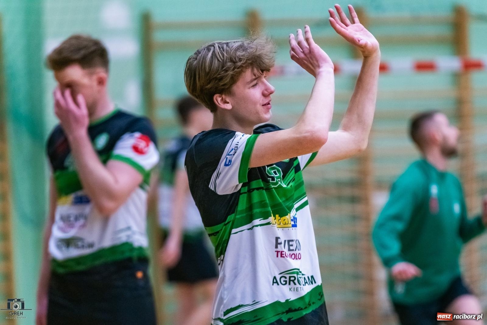 Zdjęcie w galerii na portalu naszraciborz.pl: Outsider pokonany, komplet punktów zapisany [FOTO] wiadomości z regionu