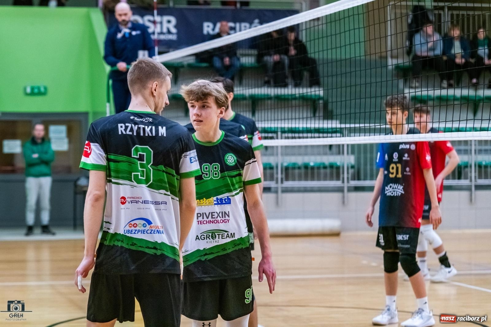 Zdjęcie w galerii na portalu naszraciborz.pl: Outsider pokonany, komplet punktów zapisany [FOTO] wiadomości z regionu