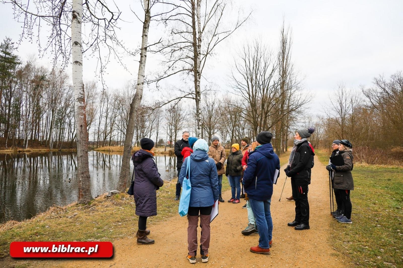 Zdjęcie w galerii na portalu naszraciborz.pl: Raciborska biblioteka dla klimatu wiadomości z regionu