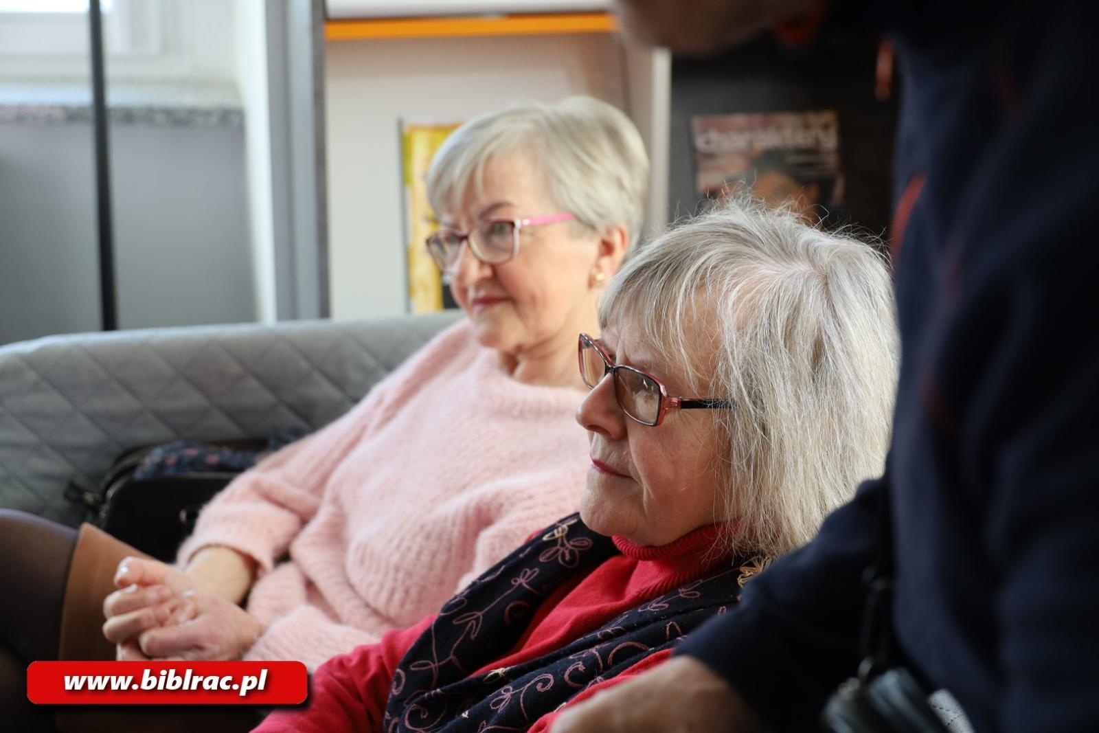 Zdjęcie w galerii na portalu naszraciborz.pl: Raciborska biblioteka dla klimatu wiadomości z regionu
