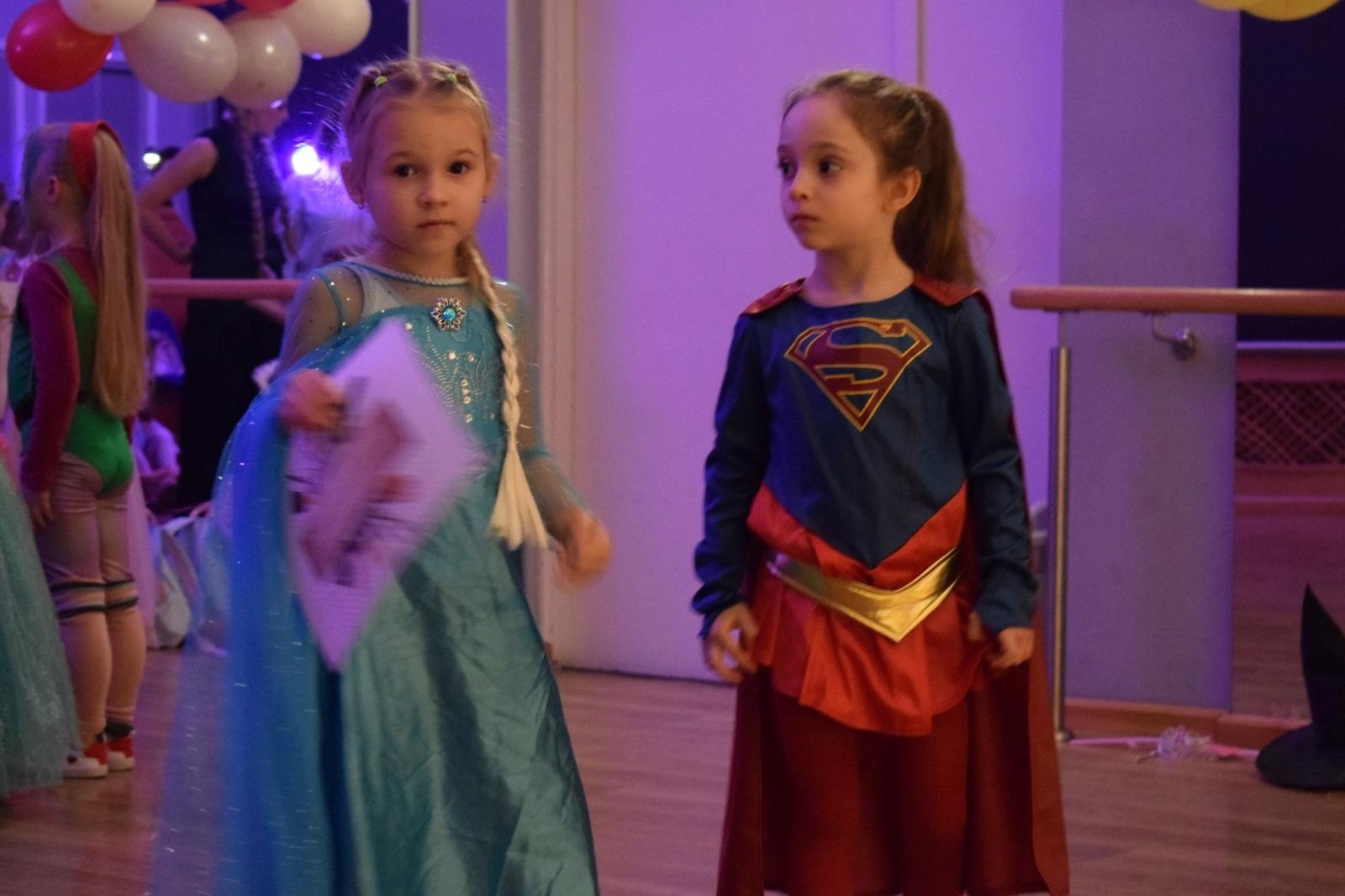 Zdjęcie w galerii na portalu naszraciborz.pl: Bal karnawałowy w MDK pełen radości i kolorowych strojów wiadomości z regionu