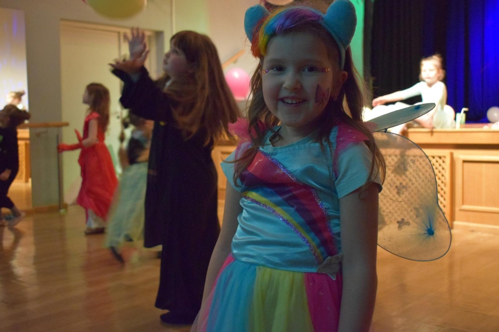 Zdjęcie w galerii na portalu naszraciborz.pl: Bal karnawałowy w MDK pełen radości i kolorowych strojów wiadomości z regionu