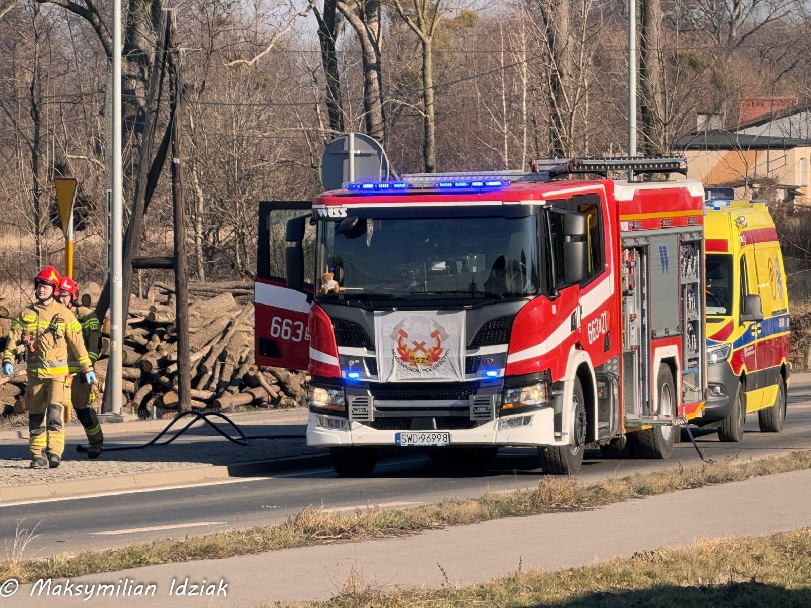 Zdjęcie w galerii na portalu naszraciborz.pl: Dachowanie na Rybnickiej w Rzuchowie [FOTO] wiadomości z regionu