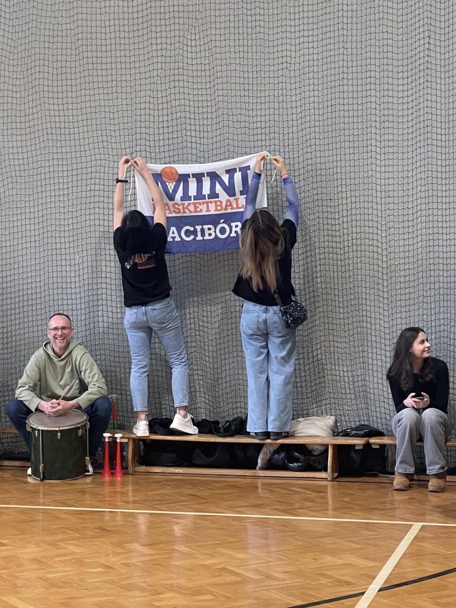 Zdjęcie w galerii na portalu naszraciborz.pl: Zdecydował jeden punkt. KS Minibasketball Racibórz na drugim miejscu Bochnia Cup 2025 wiadomości z regionu