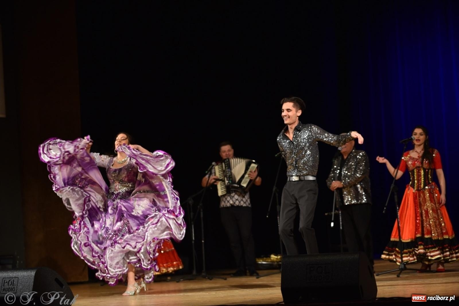 Zdjęcie w galerii na portalu naszraciborz.pl: Od czardasza do przeboju – Don Vasyl zachwycił publiczność wiadomości z regionu