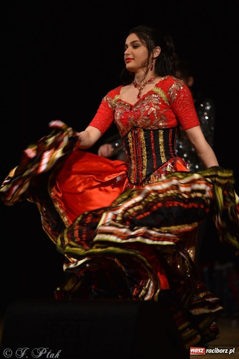 Zdjęcie w galerii na portalu naszraciborz.pl: Od czardasza do przeboju – Don Vasyl zachwycił publiczność wiadomości z regionu