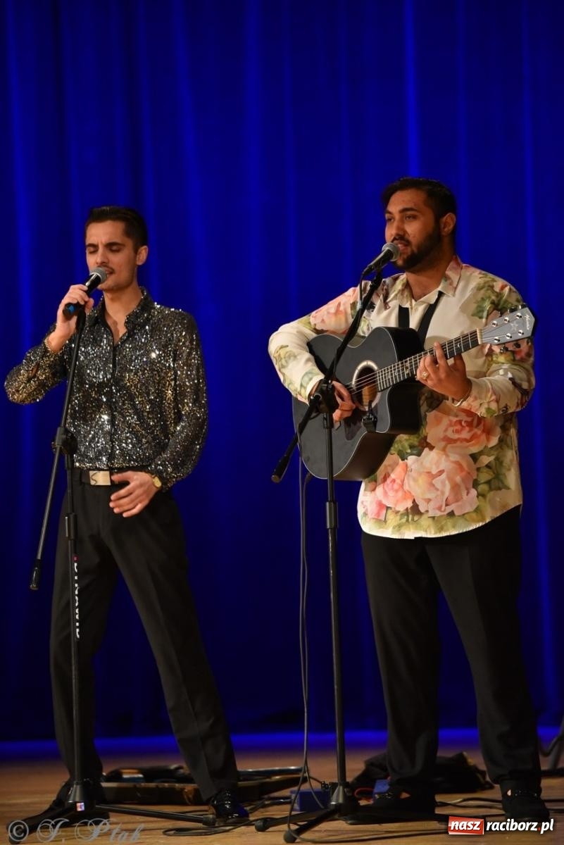 Zdjęcie w galerii na portalu naszraciborz.pl: Od czardasza do przeboju – Don Vasyl zachwycił publiczność wiadomości z regionu