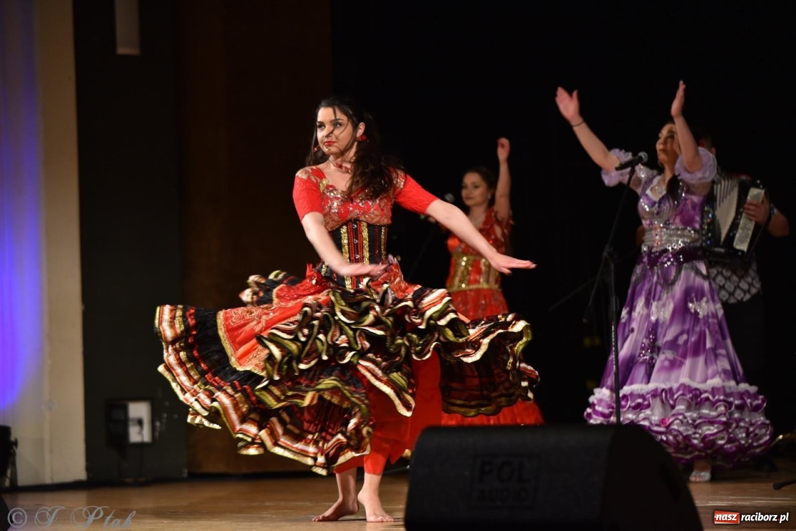 Zdjęcie w galerii na portalu naszraciborz.pl: Od czardasza do przeboju – Don Vasyl zachwycił publiczność wiadomości z regionu