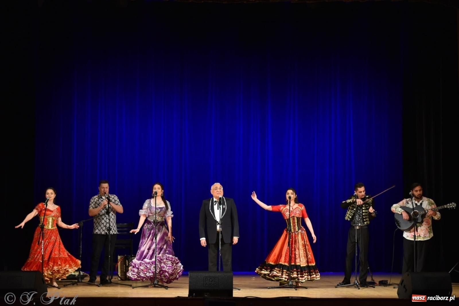 Zdjęcie w galerii na portalu naszraciborz.pl: Od czardasza do przeboju – Don Vasyl zachwycił publiczność wiadomości z regionu