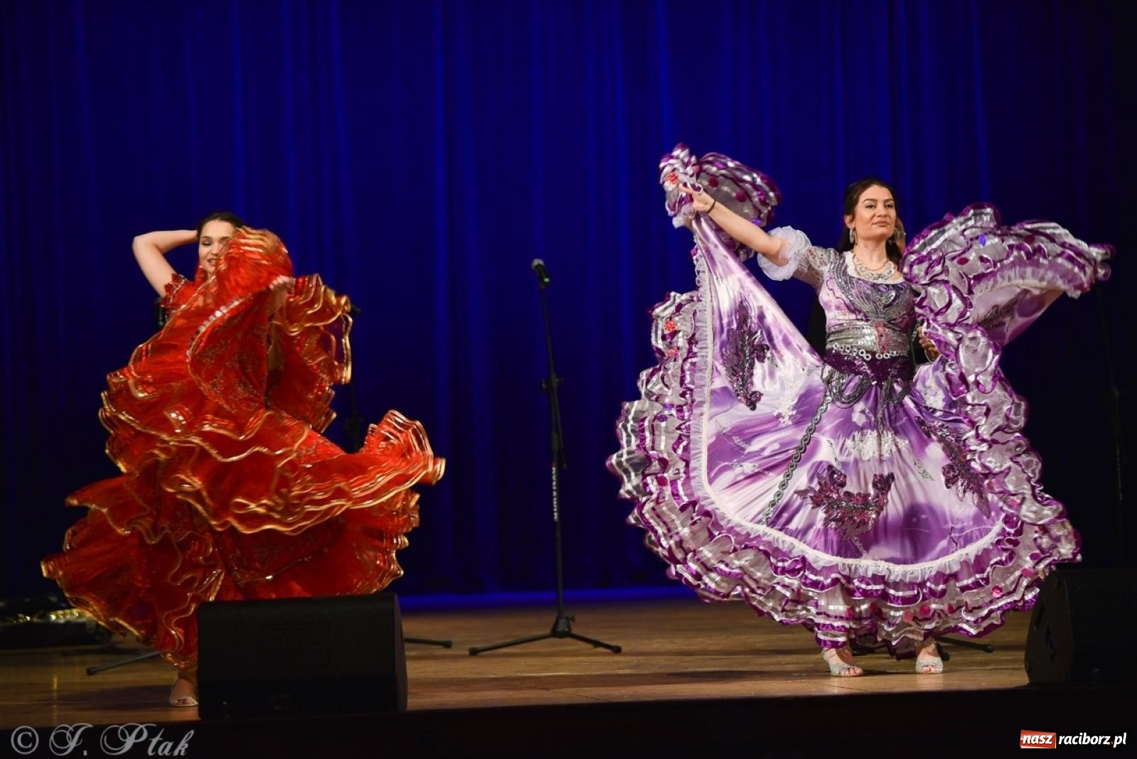 Zdjęcie w galerii na portalu naszraciborz.pl: Od czardasza do przeboju – Don Vasyl zachwycił publiczność wiadomości z regionu
