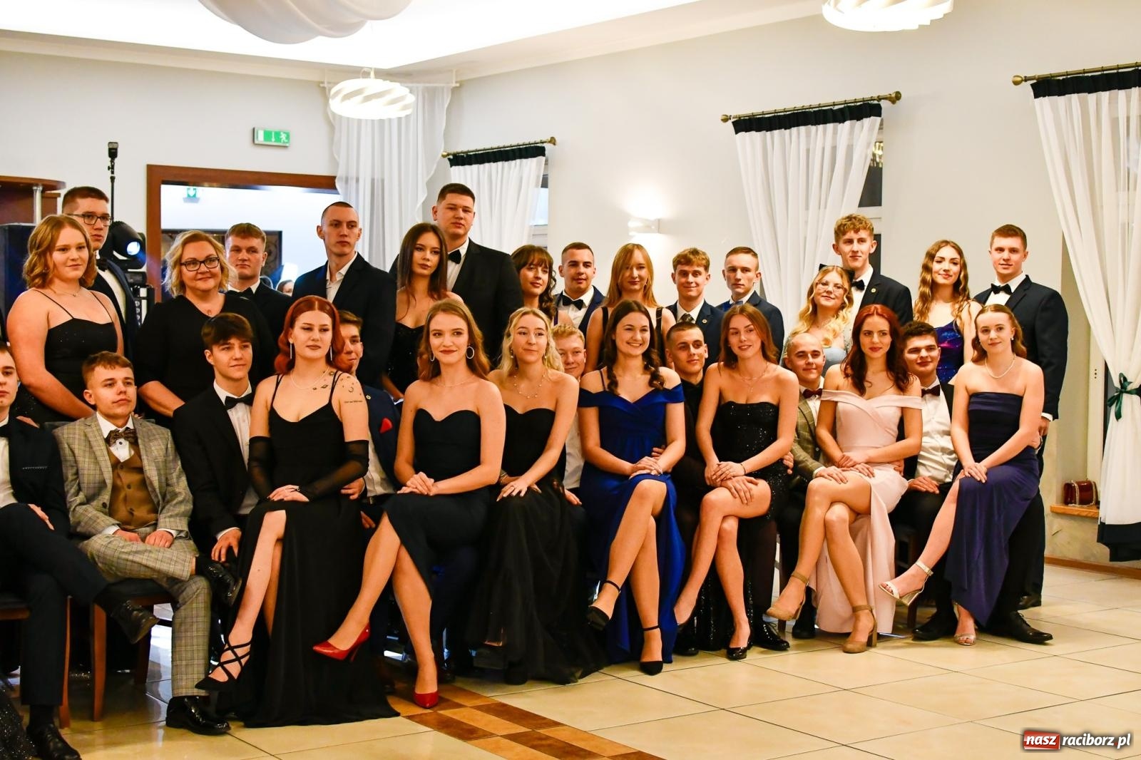 Zdjęcie w galerii na portalu naszraciborz.pl: Studniówka raciborskiego Mechanika [FOTO i WIDEO] wiadomości z regionu