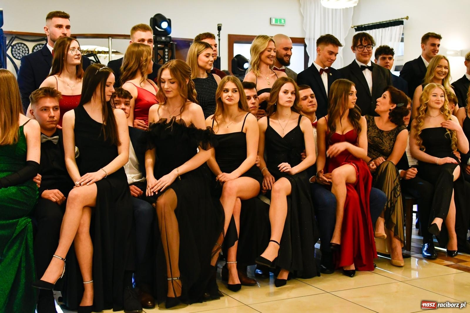 Zdjęcie w galerii na portalu naszraciborz.pl: Studniówka raciborskiego Mechanika [FOTO i WIDEO] wiadomości z regionu