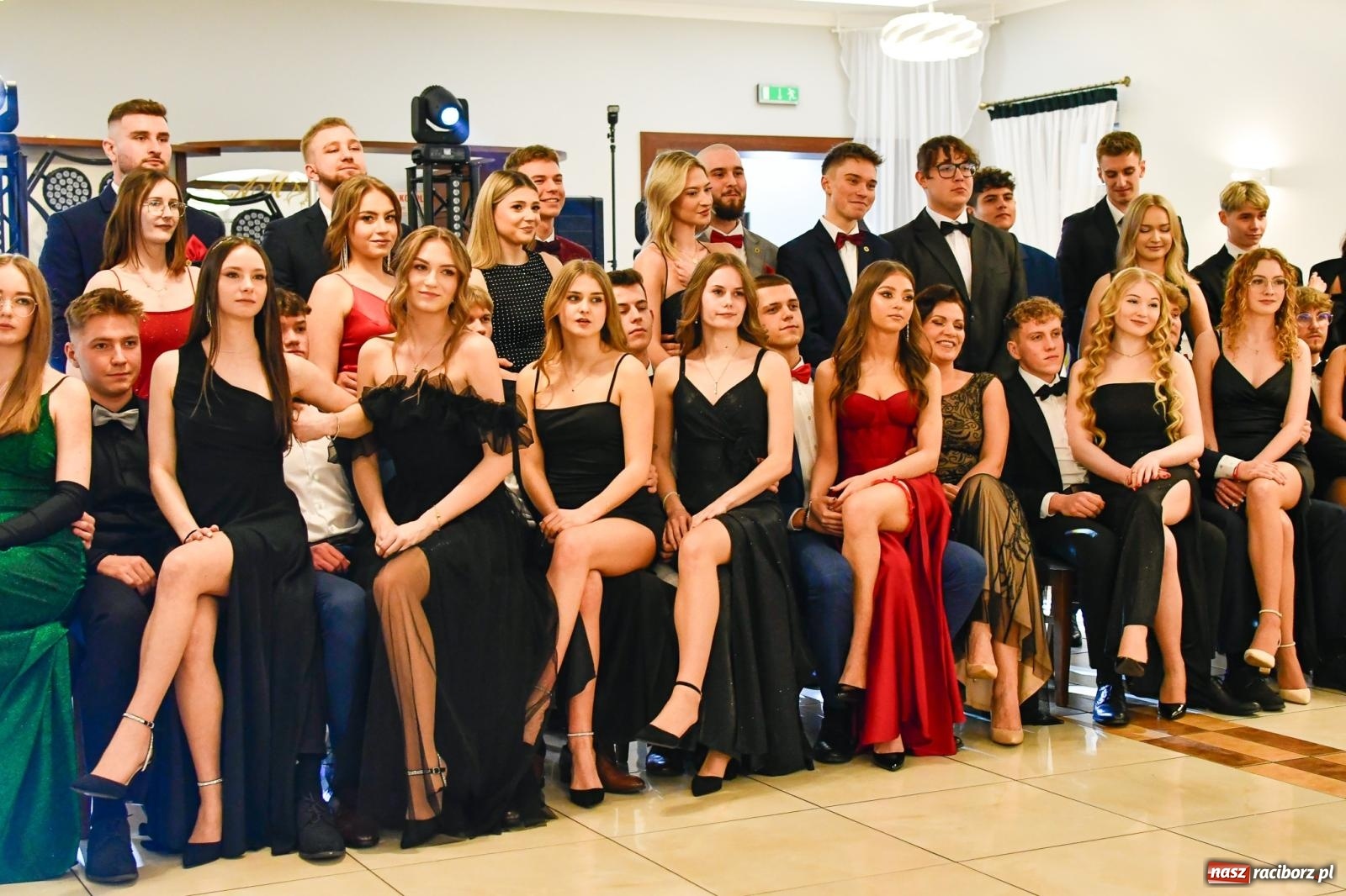 Zdjęcie w galerii na portalu naszraciborz.pl: Studniówka raciborskiego Mechanika [FOTO i WIDEO] wiadomości z regionu