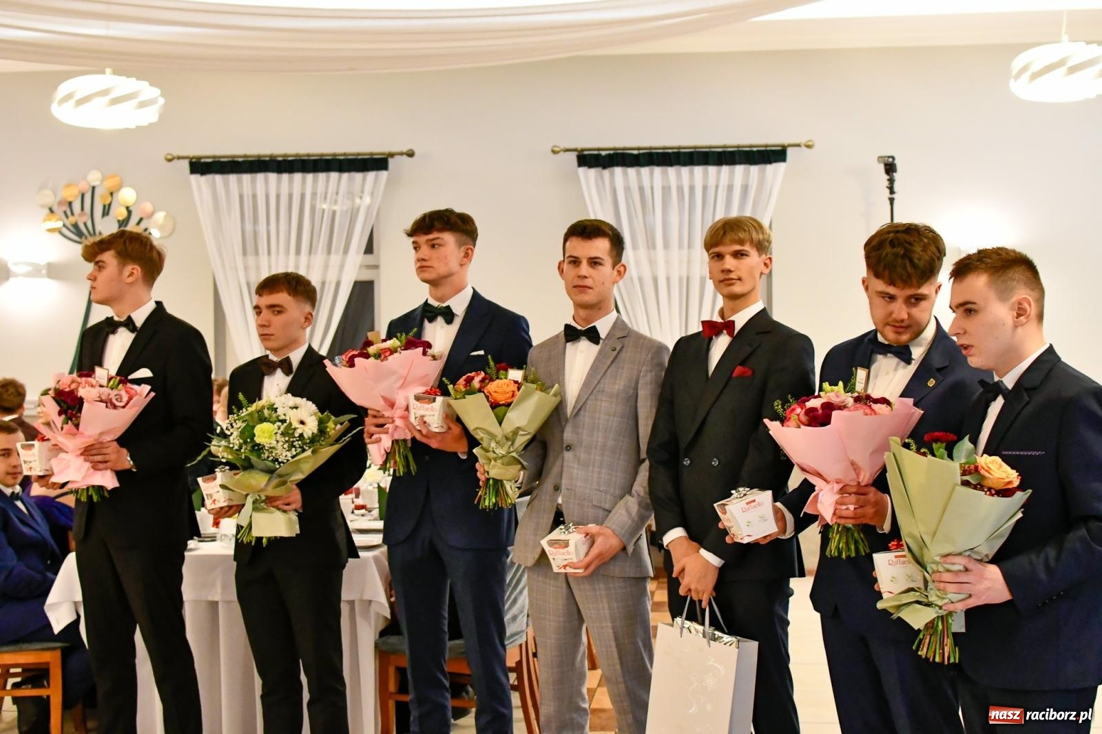 Zdjęcie w galerii na portalu naszraciborz.pl: Studniówka raciborskiego Mechanika [FOTO i WIDEO] wiadomości z regionu