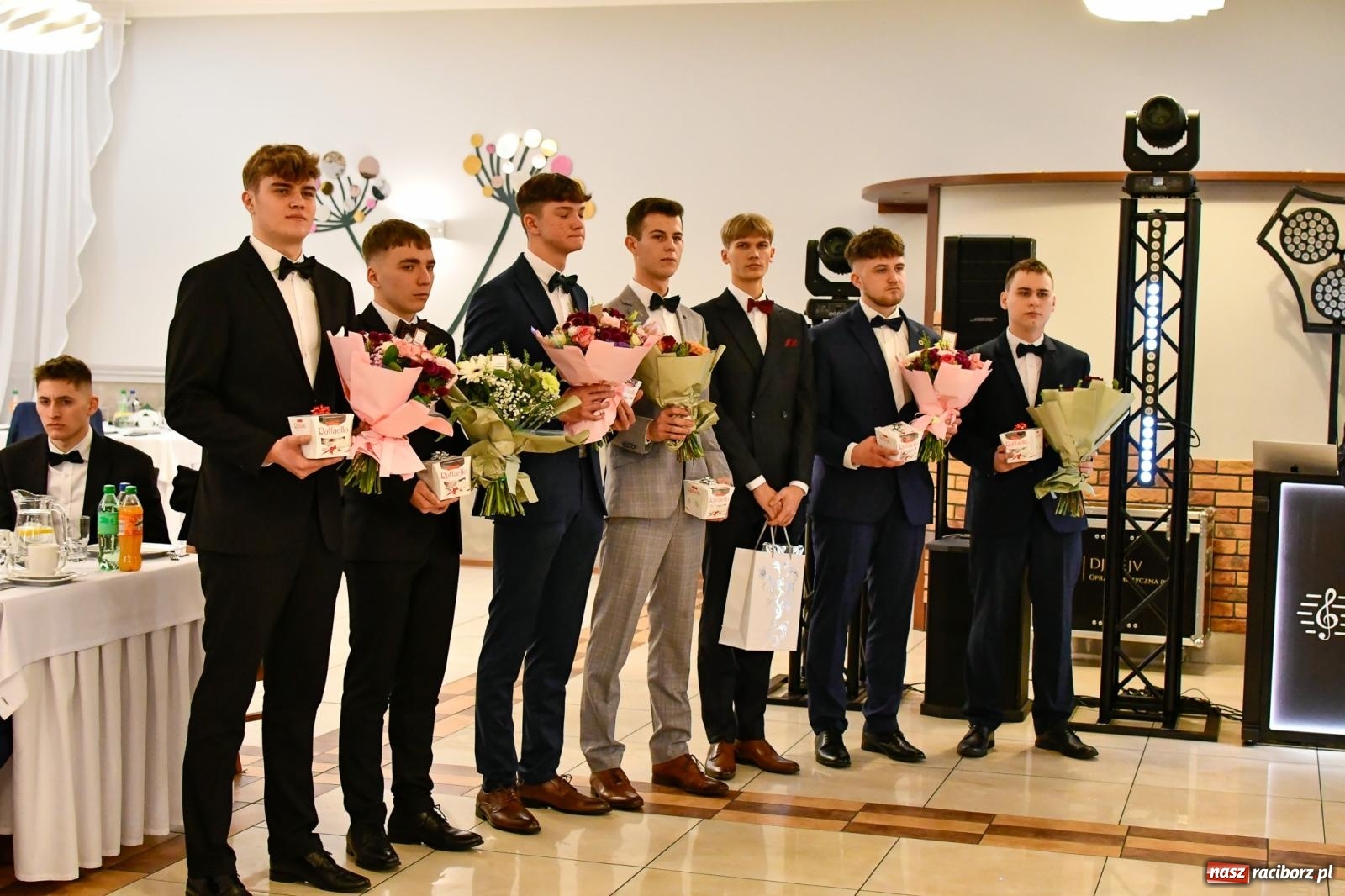 Zdjęcie w galerii na portalu naszraciborz.pl: Studniówka raciborskiego Mechanika [FOTO i WIDEO] wiadomości z regionu