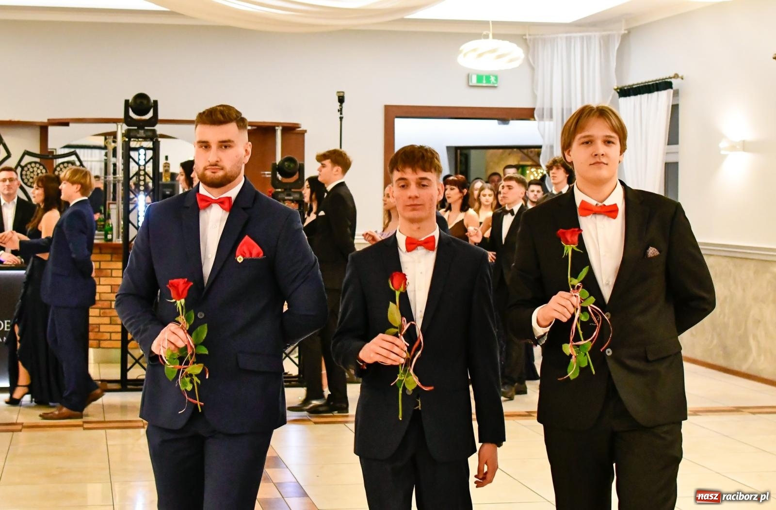 Zdjęcie w galerii na portalu naszraciborz.pl: Studniówka raciborskiego Mechanika [FOTO i WIDEO] wiadomości z regionu