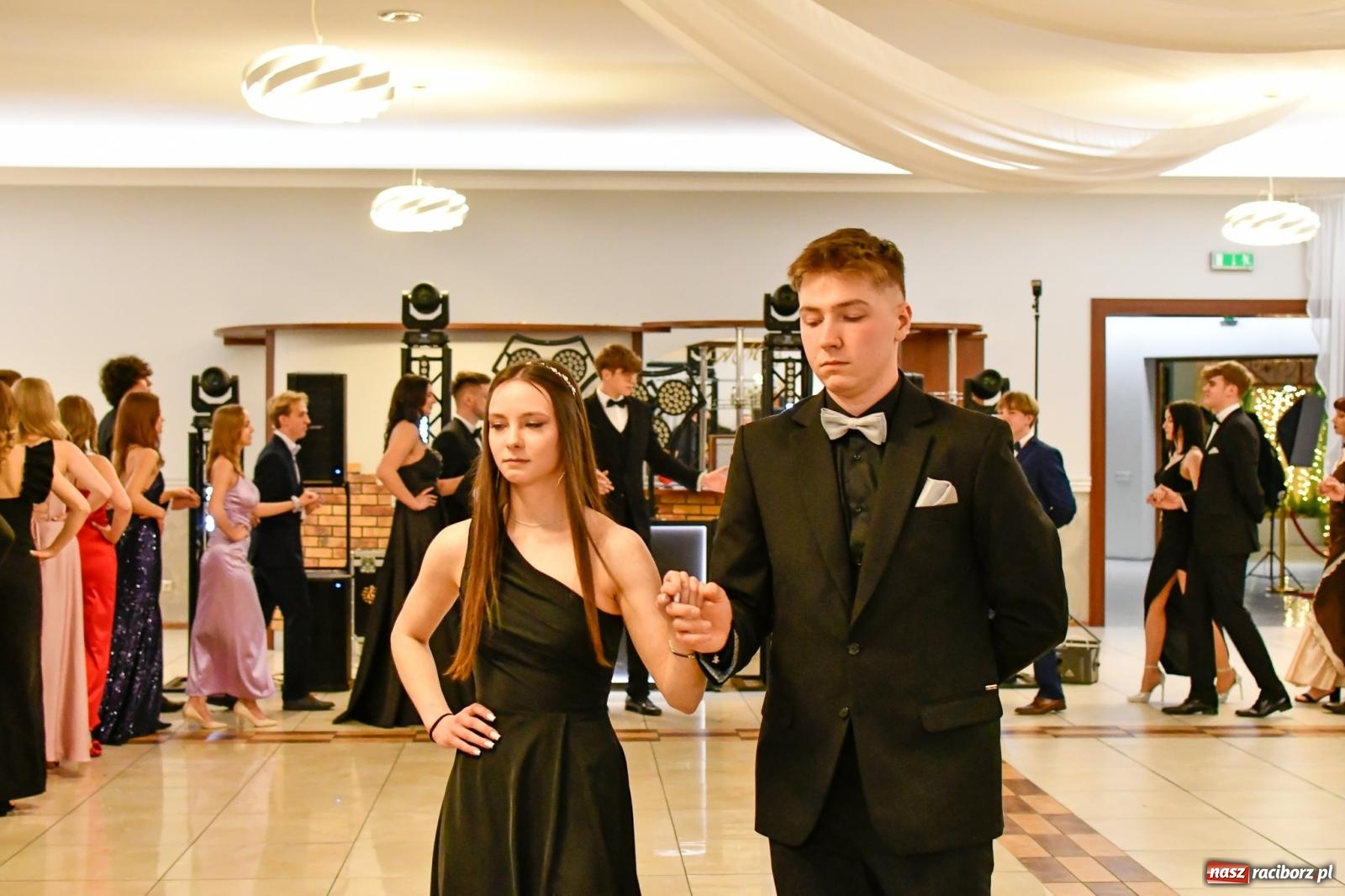 Zdjęcie w galerii na portalu naszraciborz.pl: Studniówka raciborskiego Mechanika [FOTO i WIDEO] wiadomości z regionu