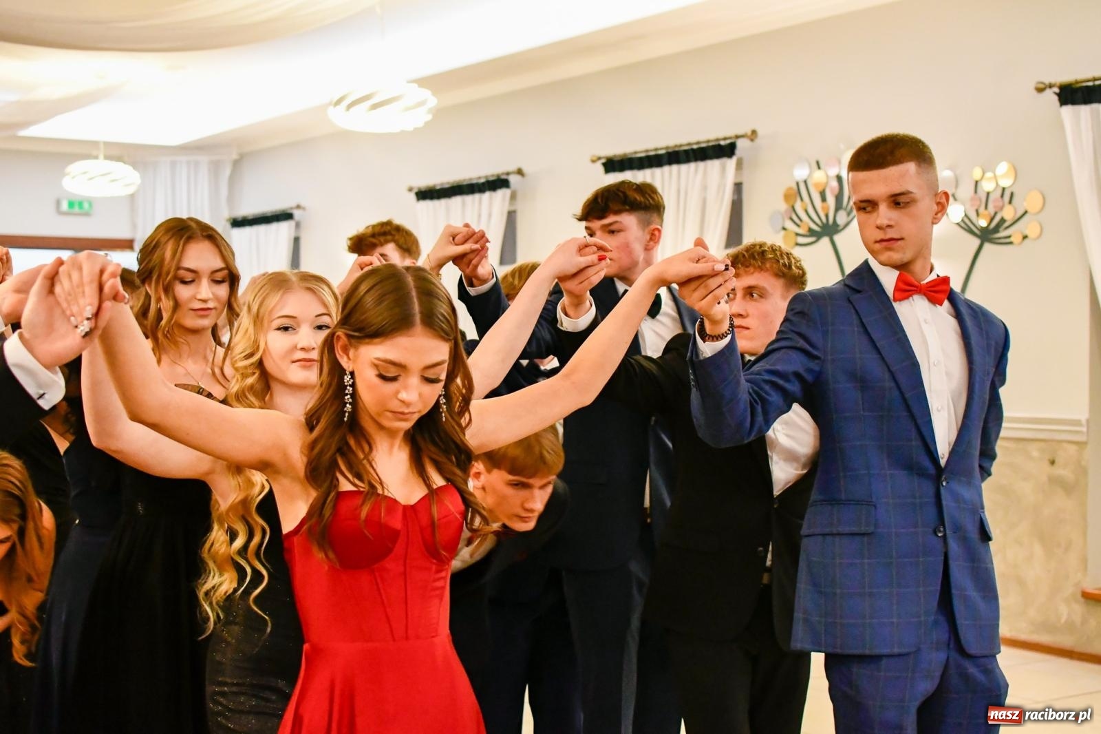 Zdjęcie w galerii na portalu naszraciborz.pl: Studniówka raciborskiego Mechanika [FOTO i WIDEO] wiadomości z regionu