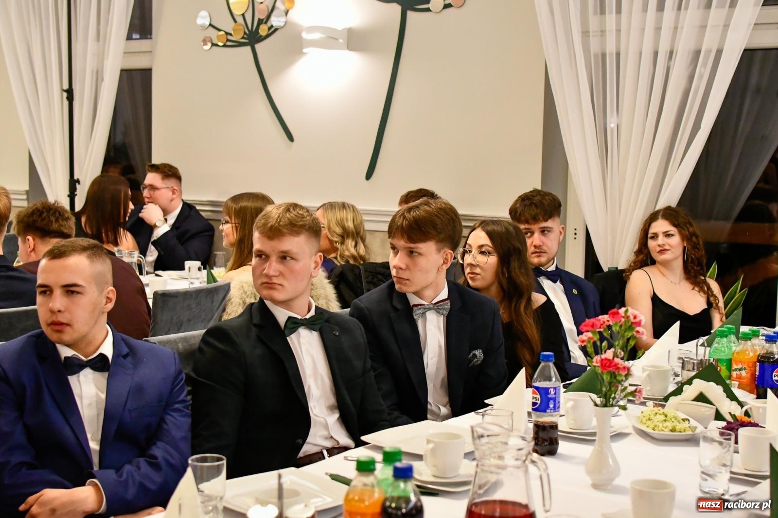 Zdjęcie w galerii na portalu naszraciborz.pl: Studniówka raciborskiego Mechanika [FOTO i WIDEO] wiadomości z regionu