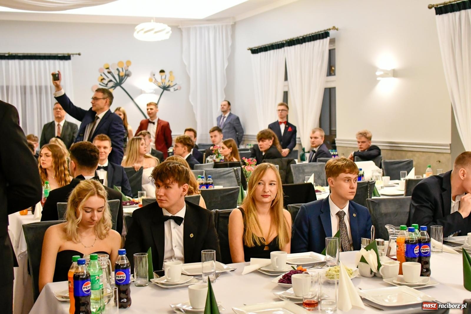 Zdjęcie w galerii na portalu naszraciborz.pl: Studniówka raciborskiego Mechanika [FOTO i WIDEO] wiadomości z regionu