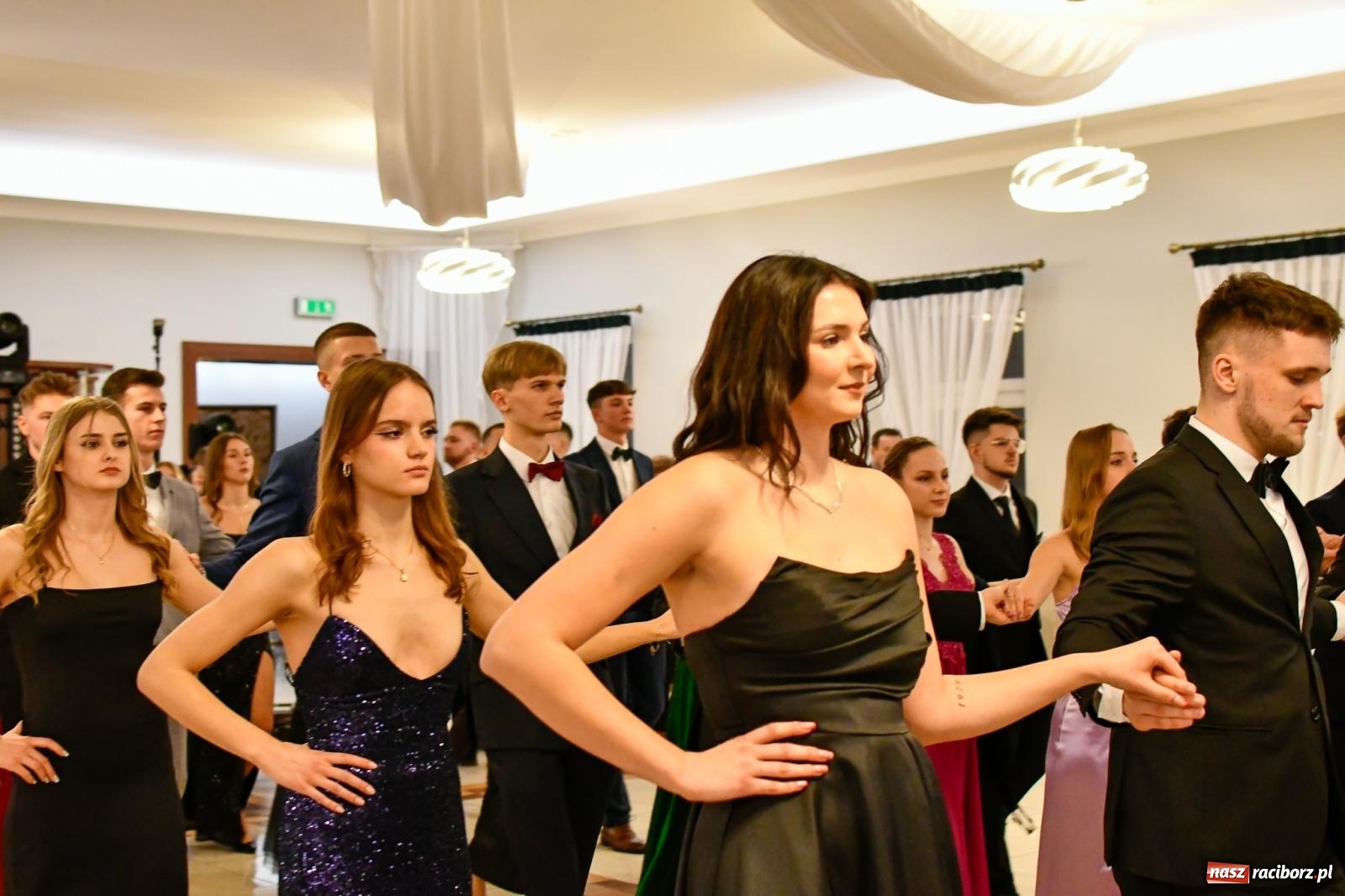 Zdjęcie w galerii na portalu naszraciborz.pl: Studniówka raciborskiego Mechanika [FOTO i WIDEO] wiadomości z regionu