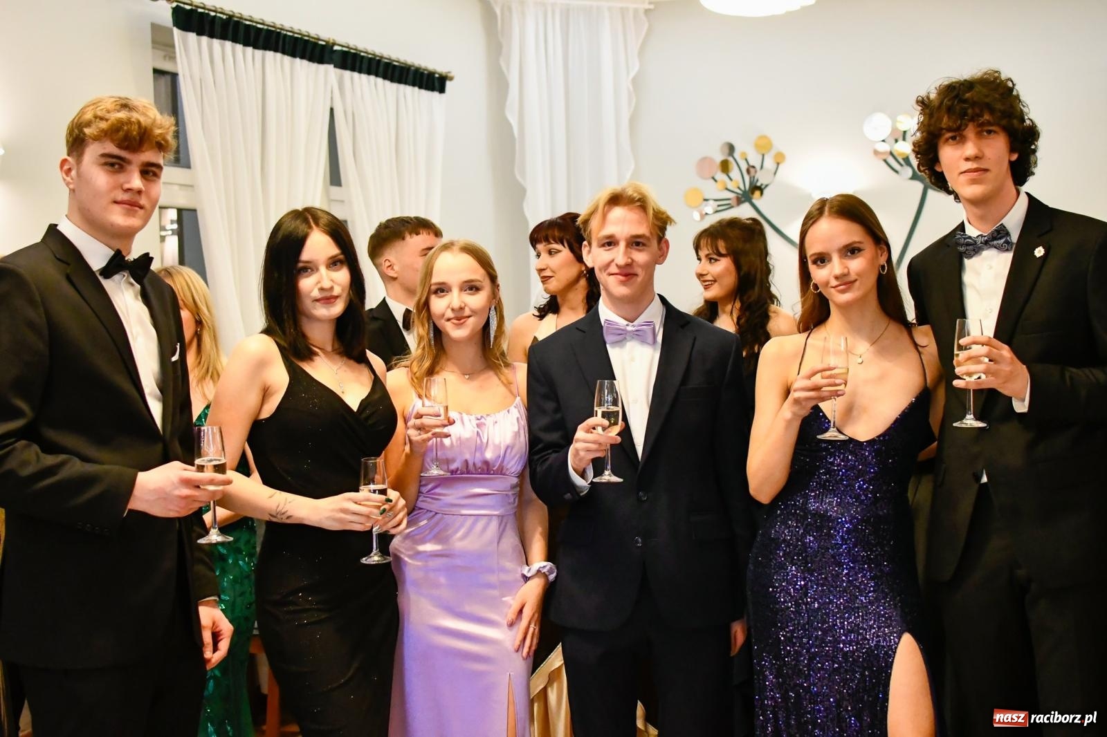 Zdjęcie w galerii na portalu naszraciborz.pl: Studniówka raciborskiego Mechanika [FOTO i WIDEO] wiadomości z regionu