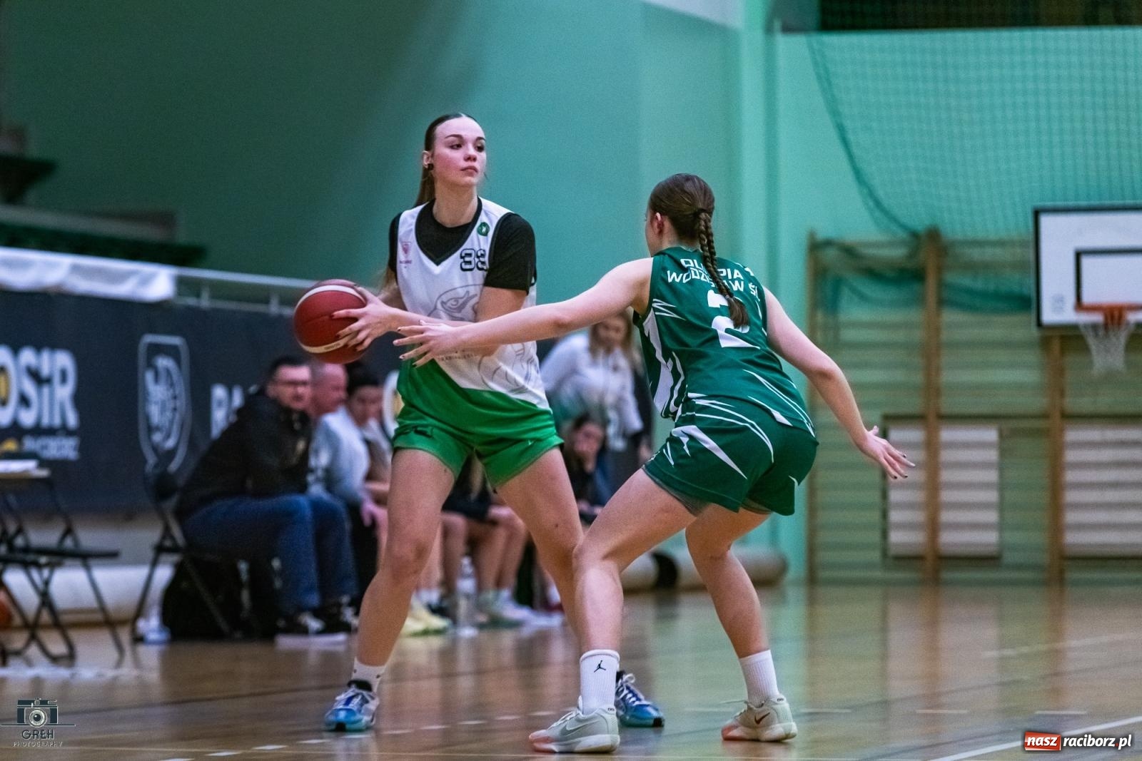 Zdjęcie w galerii na portalu naszraciborz.pl: Koszykarskie derby regionu dla wodzisławskiej Olimpii [FOTO i WIDEO] wiadomości z regionu