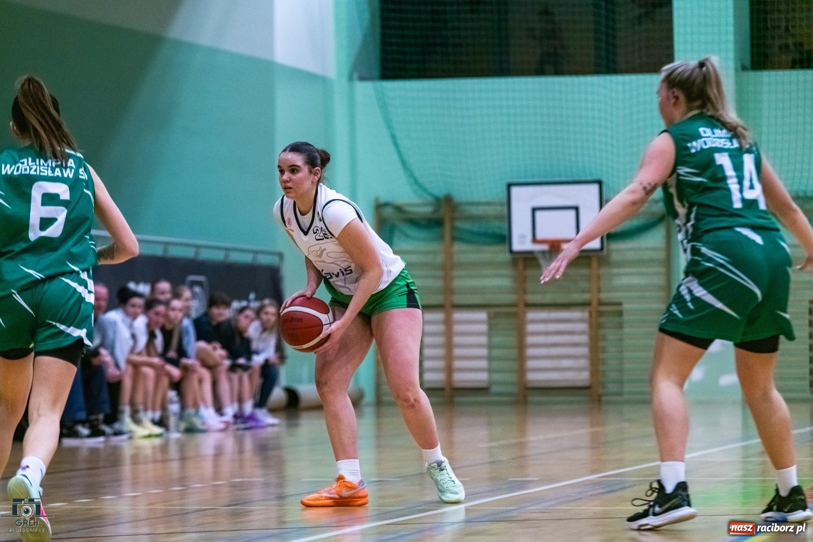 Zdjęcie w galerii na portalu naszraciborz.pl: Koszykarskie derby regionu dla wodzisławskiej Olimpii [FOTO i WIDEO] wiadomości z regionu